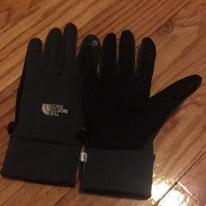 The north face E tip gloves